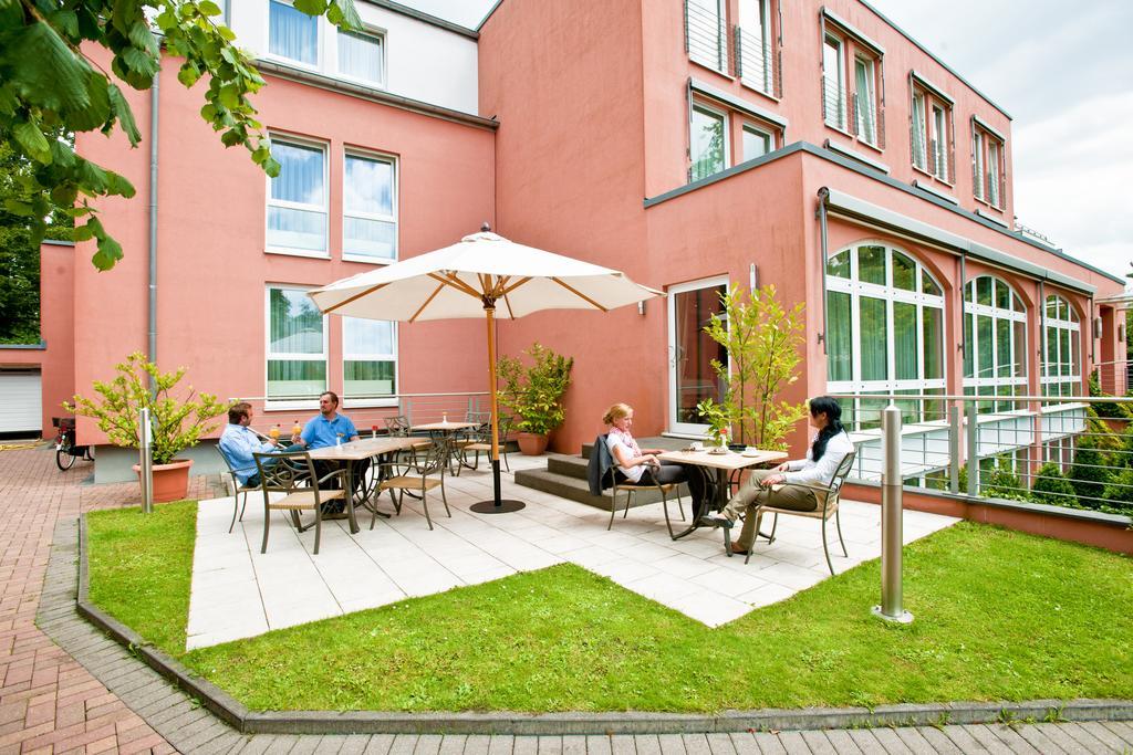 Hotel Barbarossa Düsseldorf Restoran fotoğraf